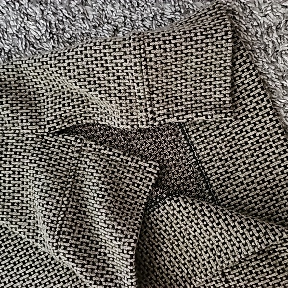 STUNNING FRENCH LAUNDRY TWEED/ WAFGLE PRINT BUTTON DOWN SWEATER - Picture 6 of 8